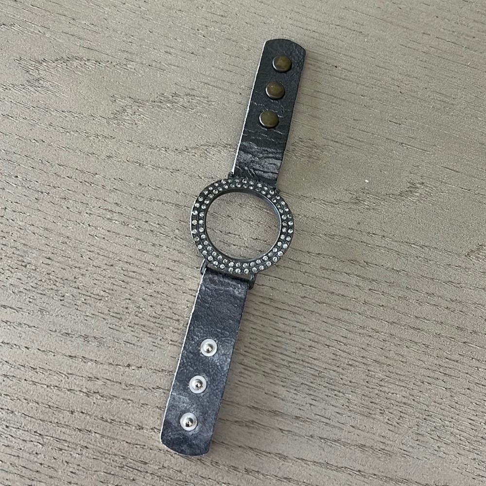 leather bracelet